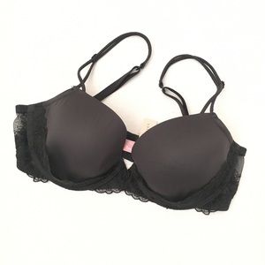 Victoria’s Secret Black Lace IPEX Bra 36C Demi
